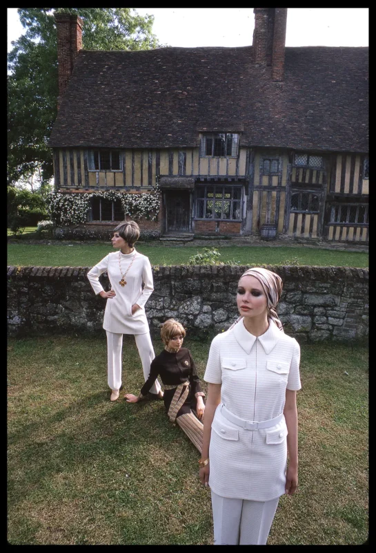 Top Models - Shot For Alexon - 1960s