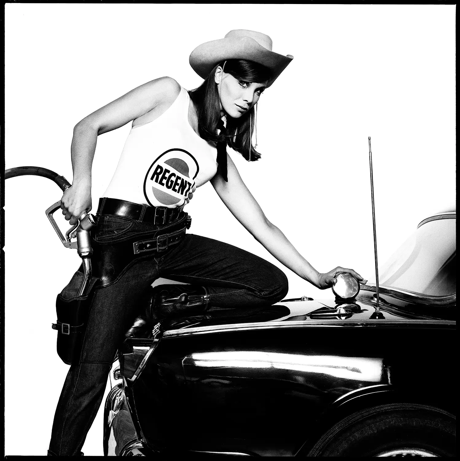 Regent Petrol - 1966 | The Duffy Archive Z 0658 Pic 01