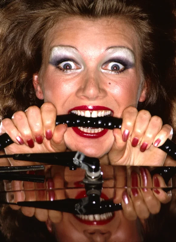 Pirelli Calendar 1973 - November