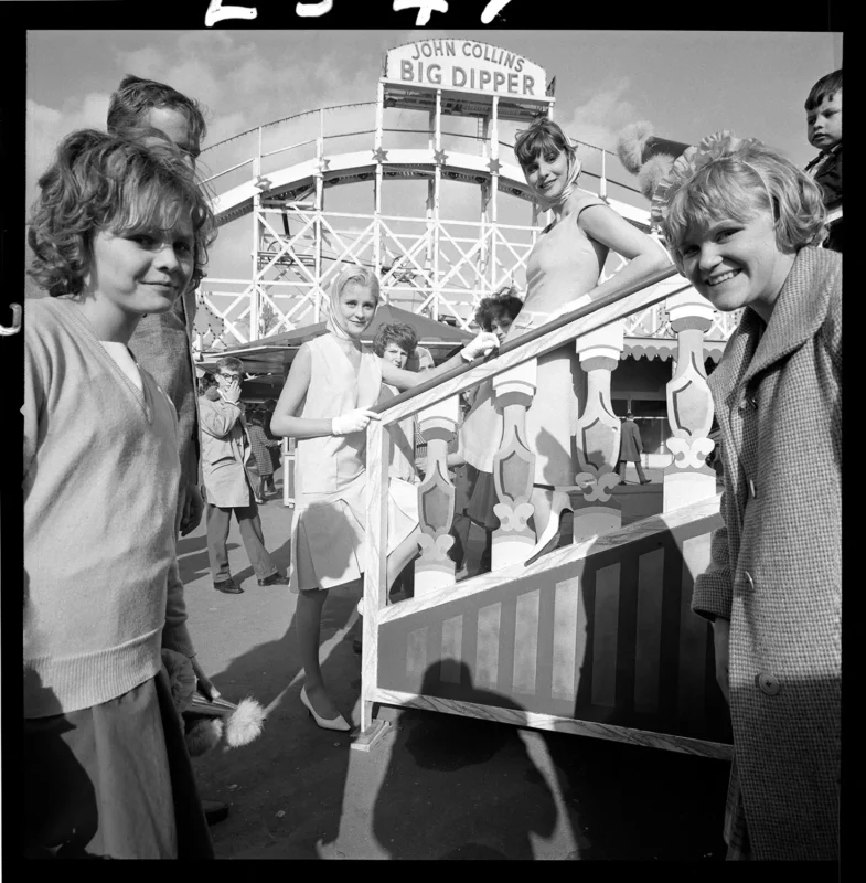 Vogue - Battersea Park London - 1961