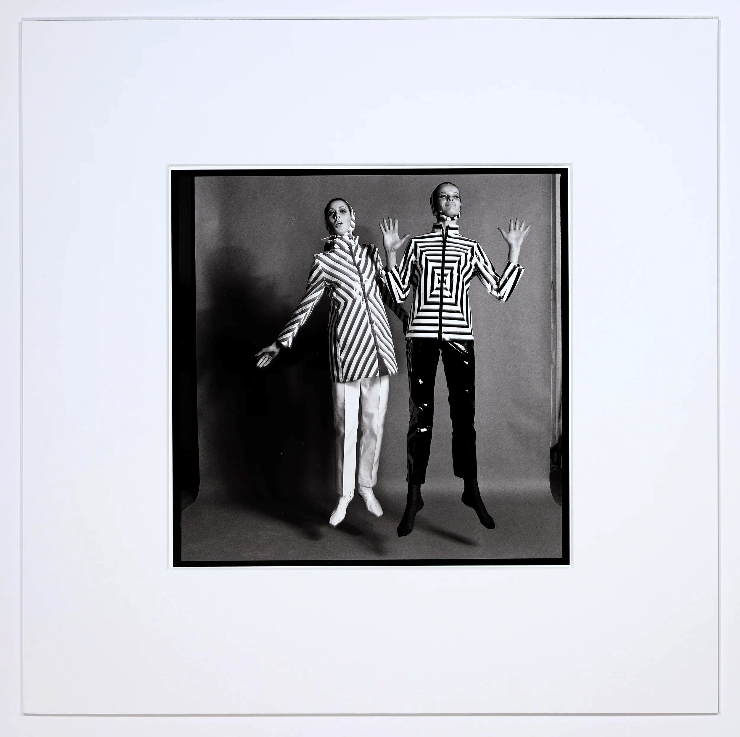 Ex-Exhibition Mounted Print - Moyra Swan & Veruschka von Lehndorff - 1965
